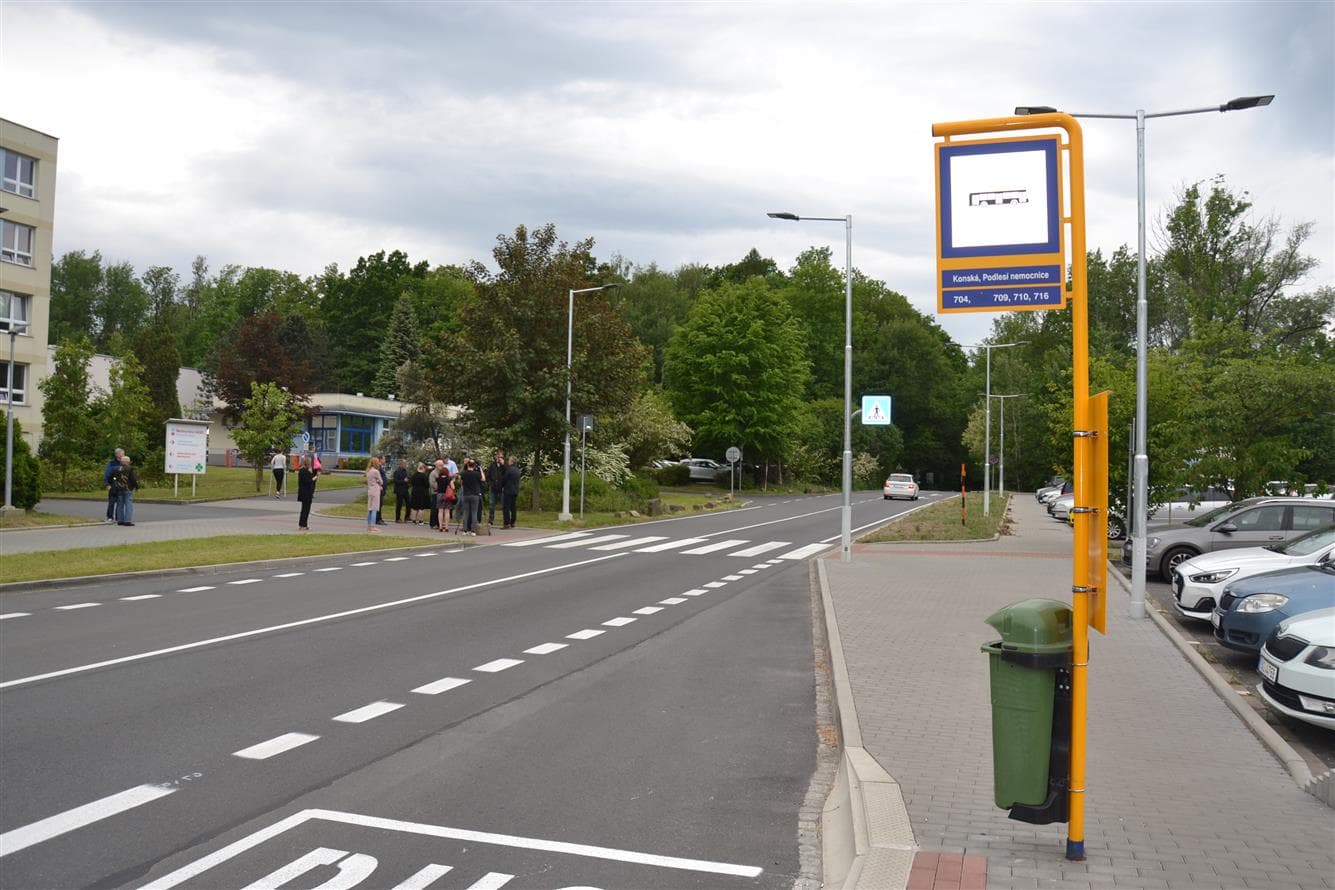 Chodník Podlesí vč. VO, autobusové zastávky a odvodnění - Třinec – fotografie 3 z 3