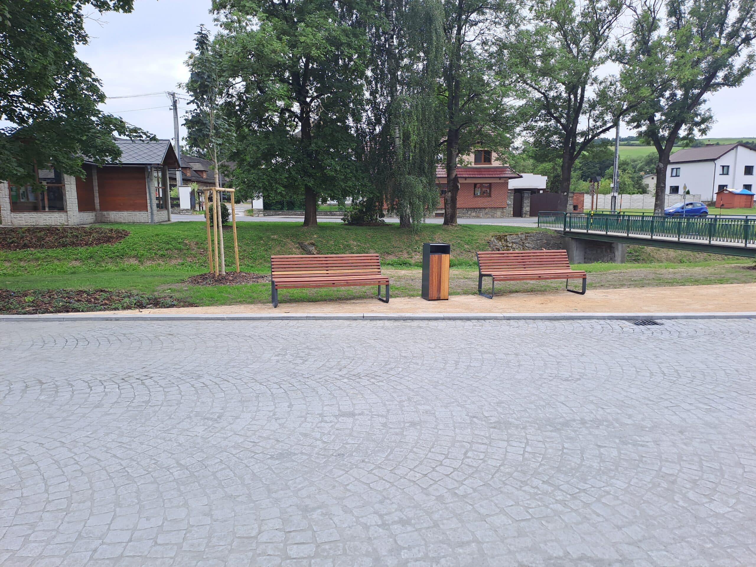 Kompletní rekonstrukce centra obce Kozlovice – fotografie 4 z 4