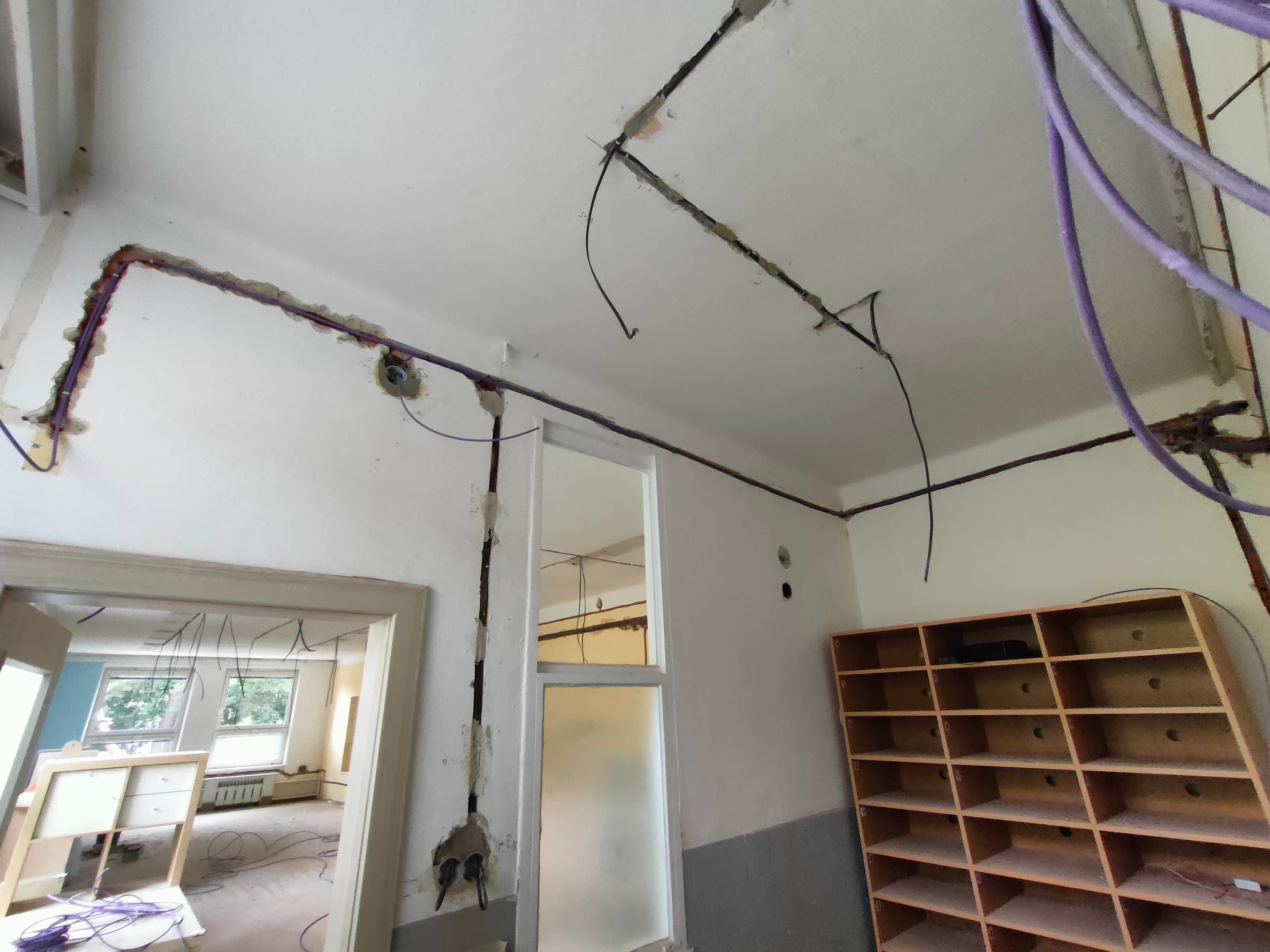 Rekonstrukce elektroinstalace MŠ 8. pěšího pluku Frýdek Místek – fotografie 5 z 7