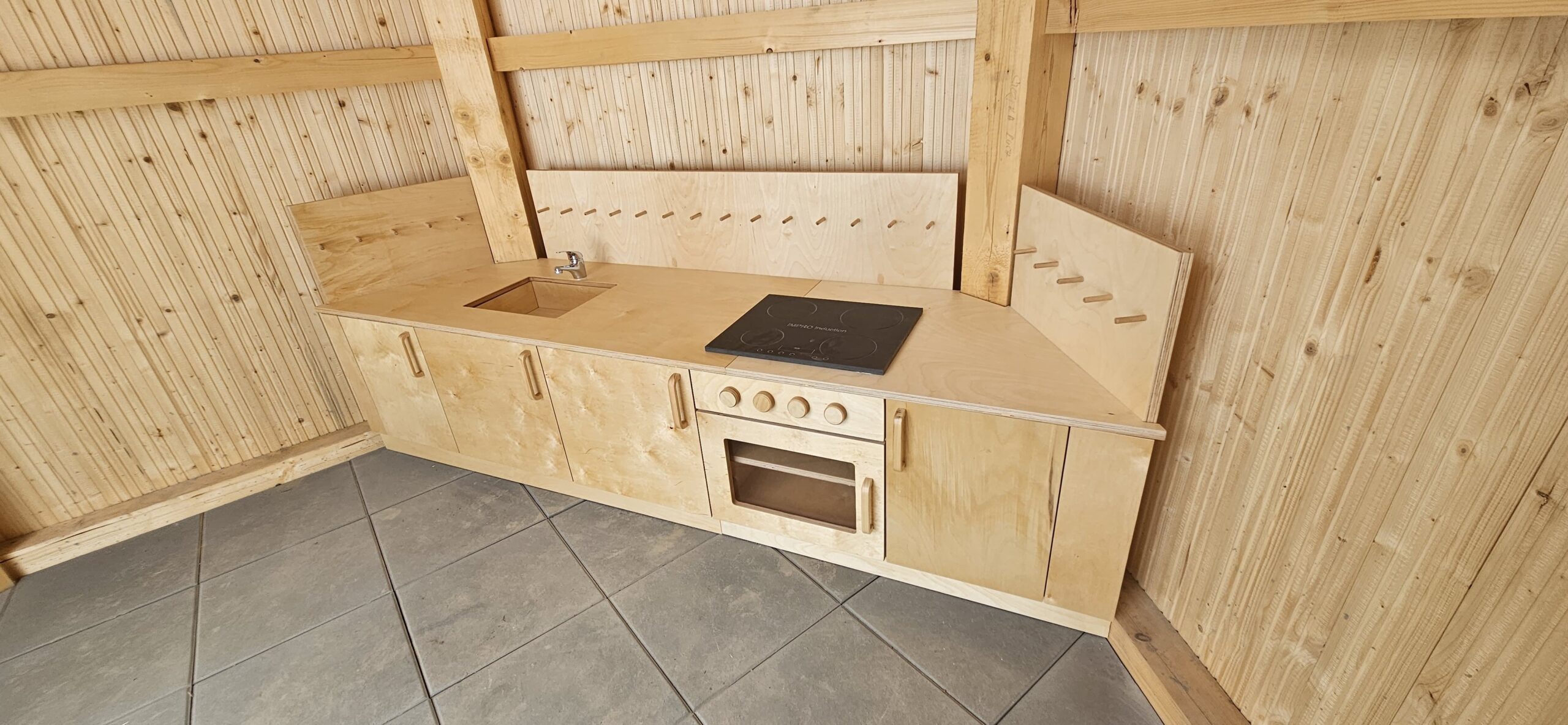 Dubina školka hřiště 4